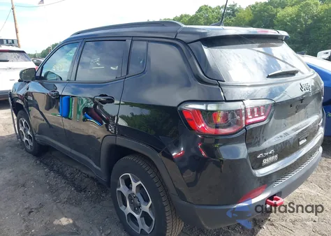 2022 Jeep Compass Trailhawk 4X4 из США, поврежденный, VIN 3C4NJDDB5NT197778